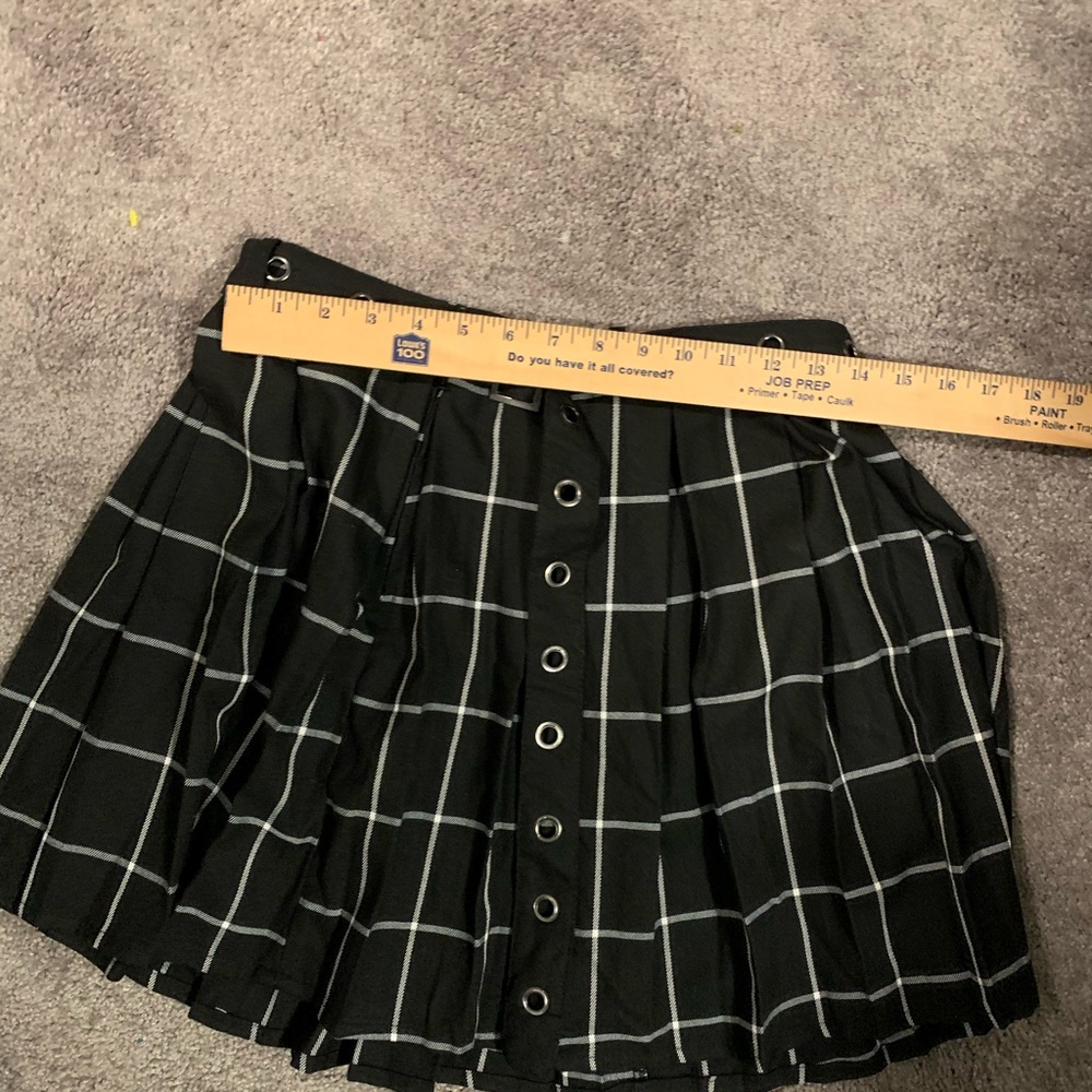 Y2K Hot Topic Plaid Pleated Mini Skirt Grommet Belt academia grunge collegiate - Picture 10 of 11
